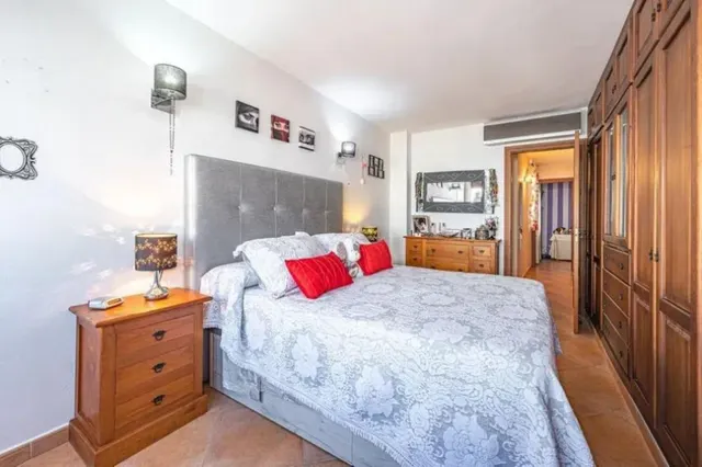 Complejo Turístico 10 habitaciones 515m² en venta - Costa del Sol — 10