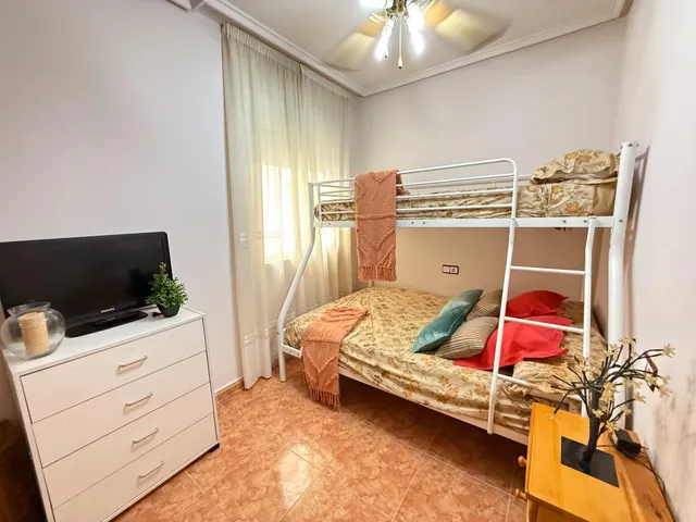 Apartamento de 2 dormitorios con orientación sur y garaje a 650 metros de playa del cura!!!!! — 27