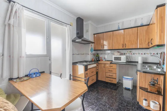 Piso de 3 habitaciones sin ascensor en venta en Peligros — 13