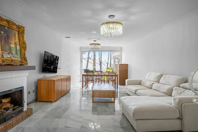 Chalet 3 habitaciones 213m² en venta - Marbella — 2