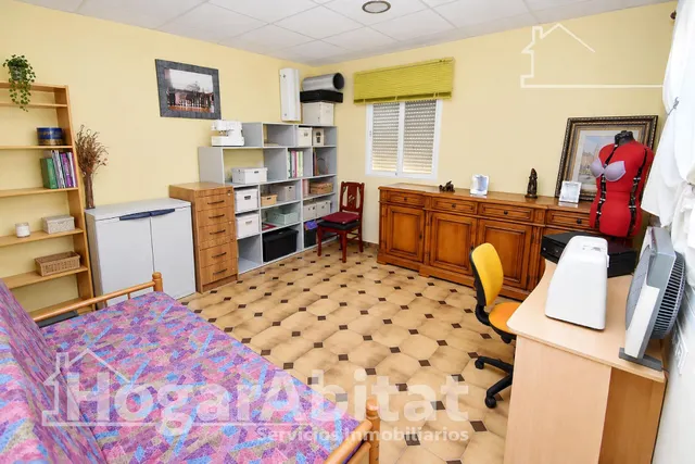 ¡chalet con piscina, zona de aparcamiento, placas solares y gran parcela! — 17