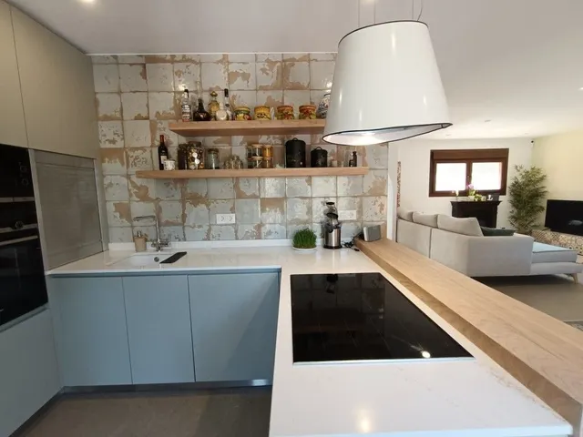 Villa 5 habitaciones 256m² en venta - Zona Pueblo — 41