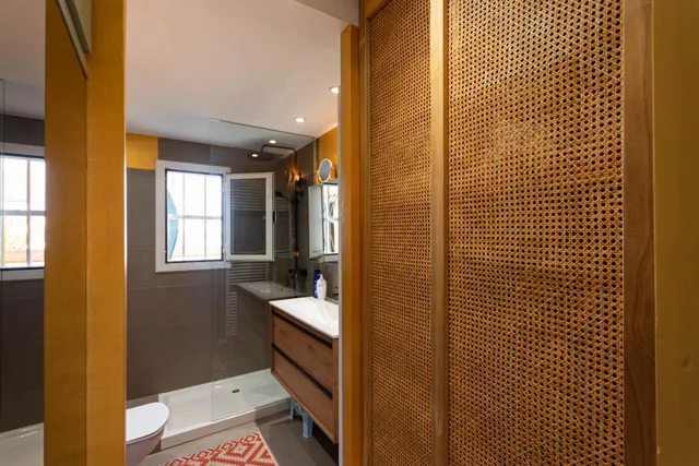 Exclusivo Ático reformado con amplia terraza en el Corazón de Sitges — 39