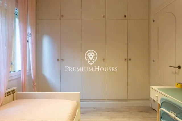 Casa independiente con jardín en venta en Argentona — 25