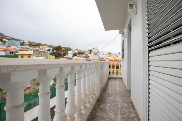 CASA EN EL CENTRO DE SANTA URSULA — 14