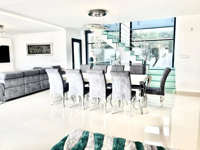 Villa 5 habitaciones 316m² en venta - Centro - foto 2