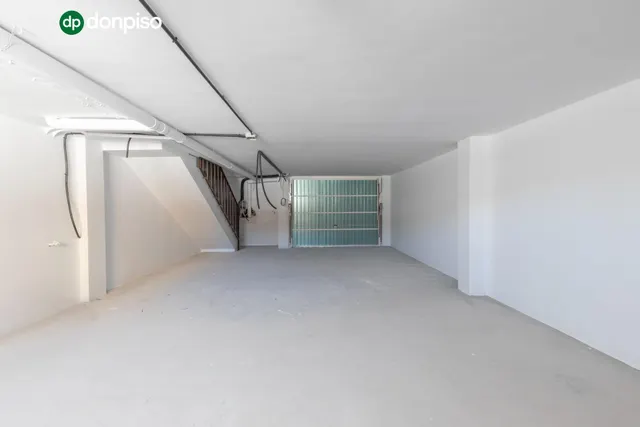 Espectacular casa adosasa de obra nueva — 28