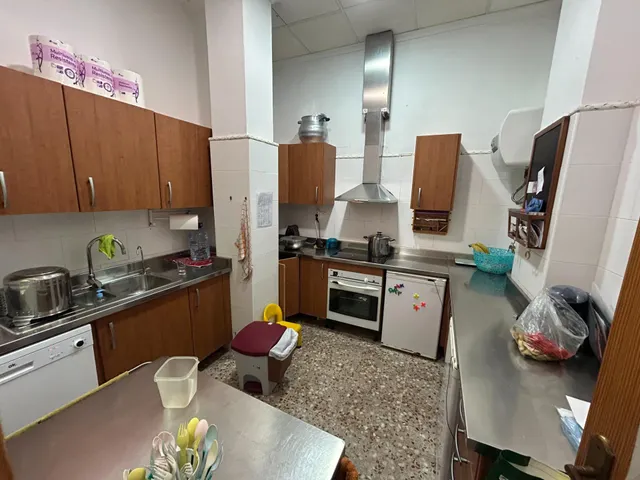 Local comercial en venta de 200 m2 – antigua guardería con múltiples posibilidades — 11