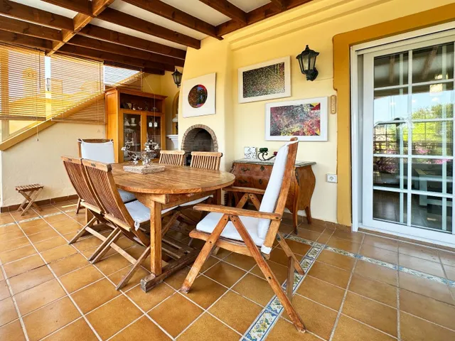 Villa de 3 dormitorios 3 baños en Orihuela Costa  ( Campo de golf Las Ramblas ) — 23