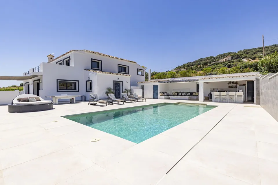 Chalet 4 habitaciones 455m² en venta - Costa Del Sol