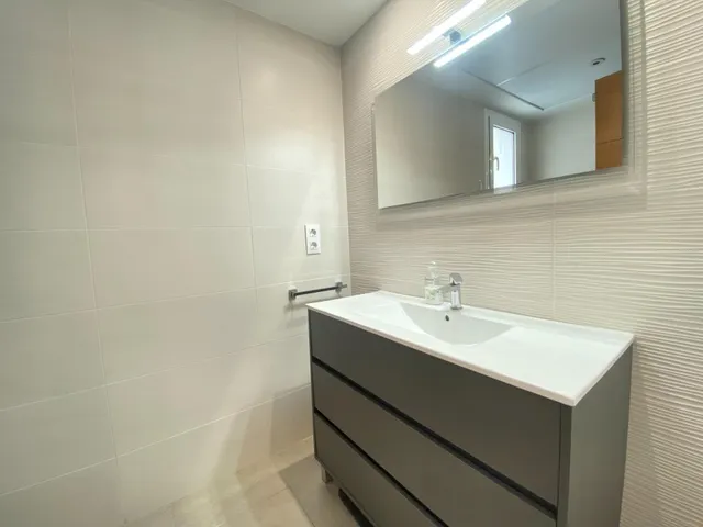 Impecable Piso Reformado en el Corazón de Gandía — 23