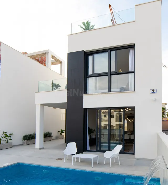 Duplex con solarium, BBQ y piscina privada - foto 2