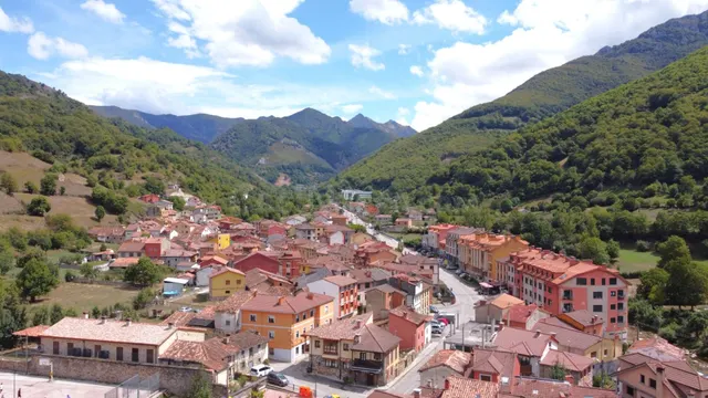 CASA PUEBLO EN FELECHOSA, ALLER, ASTURIAS - foto 3