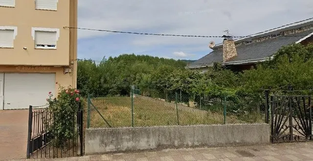 Venta parcela urbana en Cacabelos - foto 2