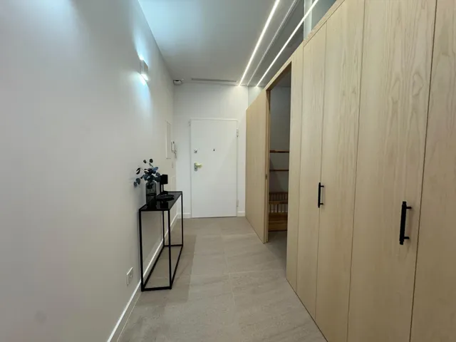 Apartamento de 2 dormitorios en venta en el centro Murcia — 25