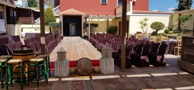 se vende restaurante con casa y cuadras en Malaga - foto 4