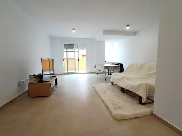 Amplio piso a estrenar de 140 m2 útiles en El Esparragal con - foto 2