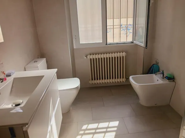 Ático reformado 5 dormitorios en Cáceres centro — 28