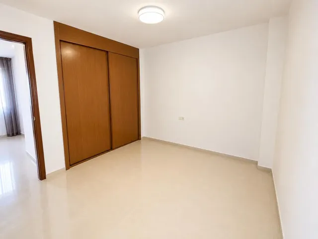AMPLIA VIVIENDA DE 4 DORMITORIOS EN HACIENDA CAPITÁN, TEATINOS +G+PISCINA… — 23