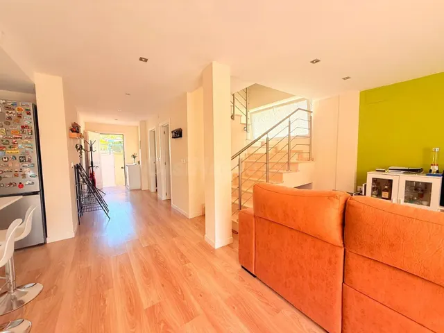 Vende: Elegante Pareado Rincón de Loix, Benidorm. - foto 3
