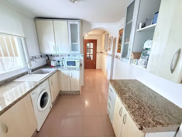 Excelente atico de 4 dormitorios en Lomas de Cabo Roig — 12