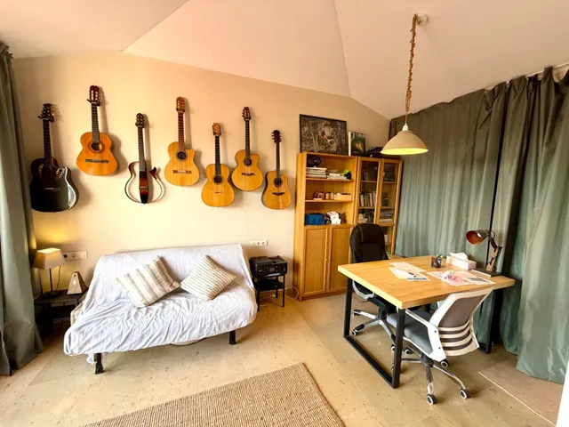 Ático Dúplex Exclusivo con 3 Terrazas, 2 Piscinas y Amplios Espacios — 37