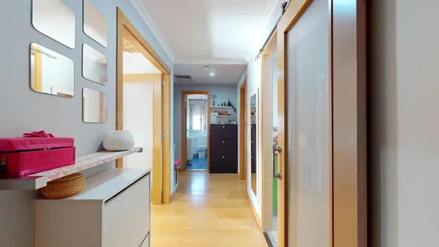 PISO DE RECIENTE CONSTRUCCIÓN CON AMPLIA TERRAZA, PISCINA, GARAJE Y TRASTERO — 6
