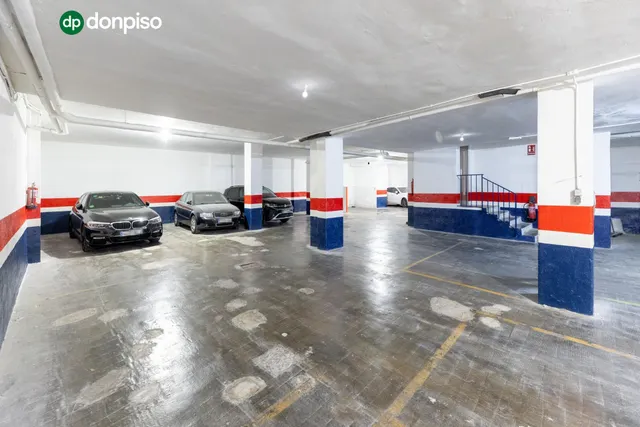 Amplío piso junto a Avda Constitución con cochera — 25