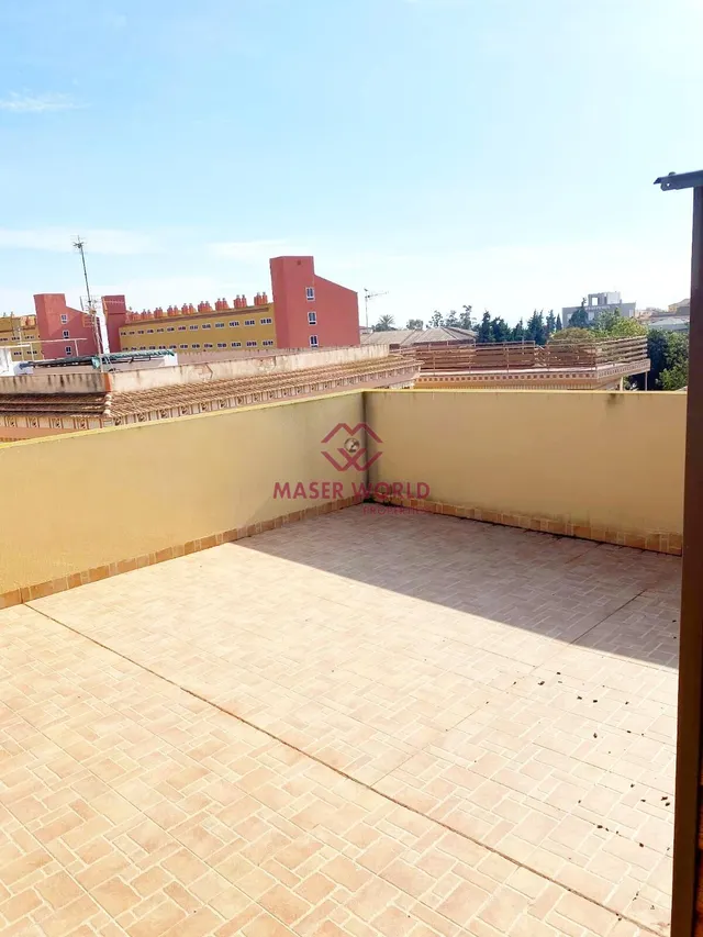 Estupendo duplex cerca de colegios — 13