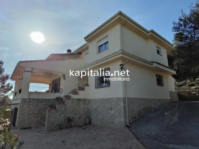 Chalet a la venta en la Sierra Mariola, Bocairent — 6