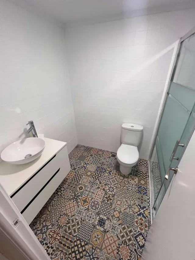 Fantastico apartamento totalmente reformado frente al puerto — 30