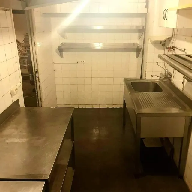 BAR CENTRICO — 7