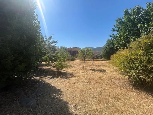 Magnifica casa con terreno en privilegiada urbanización — 43