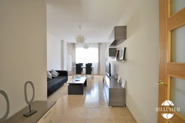 Piso en alquiler en El Puerto (Coslada) · 3 hab. · Urbanización con piscina, garaje y trastero — 7