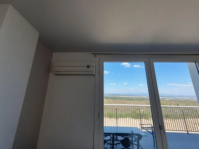 CHALET CON PARCELA Y VISTAS EN CUMBRES DE CALICANTO – ALQUILER TEMPORAL — 11