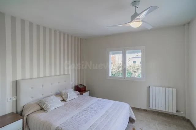 ***alquiler temporal ***espectacular chalet pareado con vista mar en puig de ros — 27