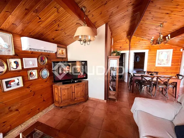 Casa con amplio terreno y piscina junto a Jaramar — 7