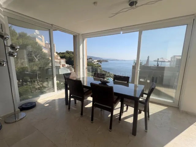 Exclusivo Piso con Impresionantes Vistas al Mar y Acceso Pri - foto 3