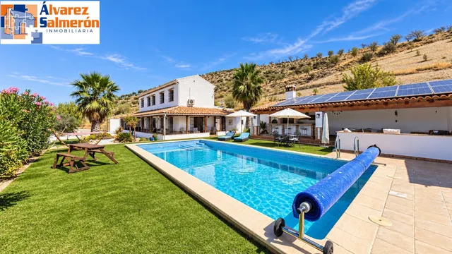 IMPRESIONANTE FINCA RÚSTICA CON DOS VILLAS, PISCINA Y CASI C - foto 2