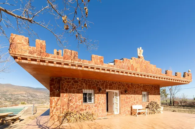 Casa con terreno 3 habitaciones 128m² en venta - Barriada de