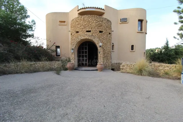 CHALET EN COVETA FUMÀ PRIMERA LÍNEA - foto 5