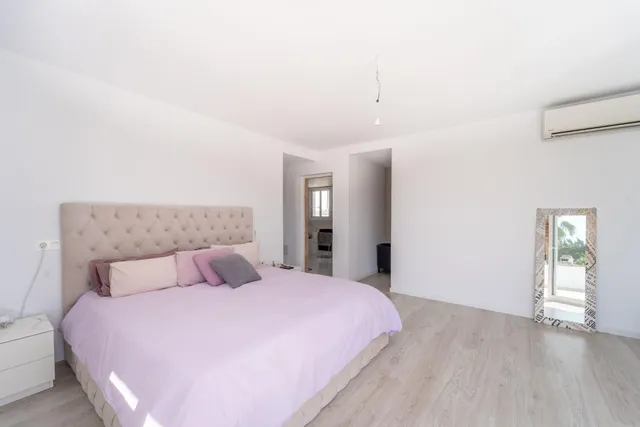 LUMINOSO CHALET EN ESTEPONA — 17