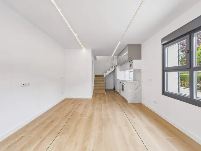 LUMINOSA VIVIENDA A ESTRENAR DE DOS PLANTAS EN COSLADA — 12