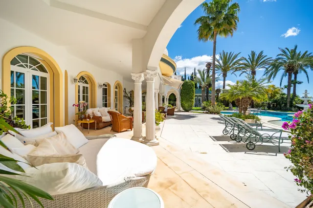 Chalet 14 habitaciones 2100m² en venta - Marbella - foto 3