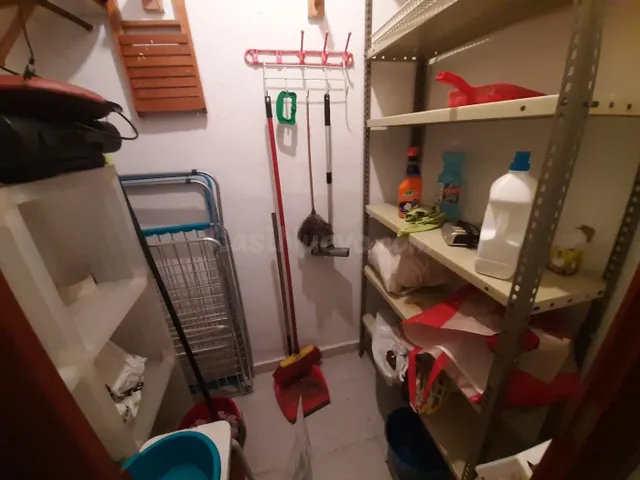 Estudiantes (chicas ). Una habitación para compartir 220€+ga - foto 5