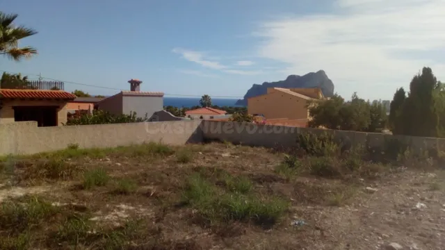 Parcelas libres de construcción y vistas al mar en Calpe - C - foto 2