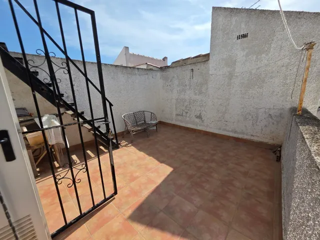 Magnifica vivienda para reformar, buena ocasion para invertir — 35