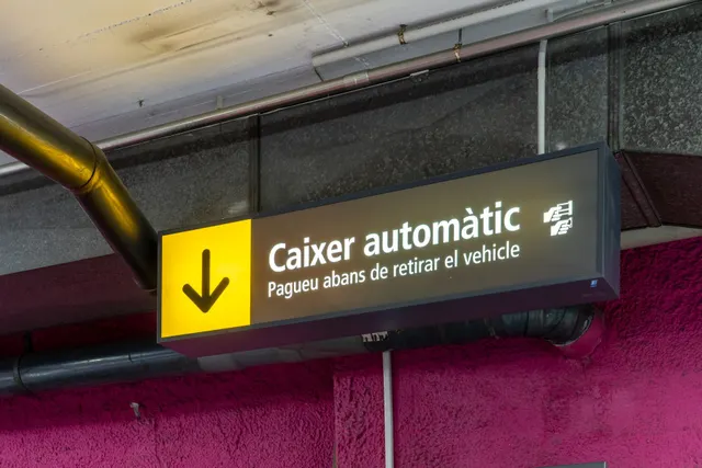 Parking de moto 2m² en alquiler - Eixample — 19