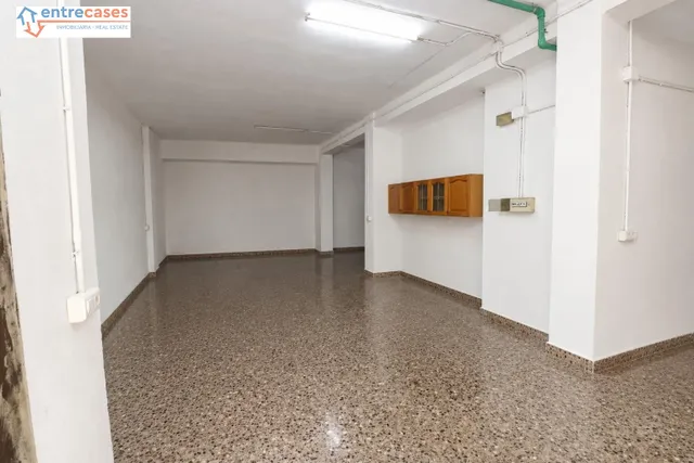 LOCAL/ALMACÉN DE ESQUINA – 80 m2 – DOBLE FACHADA – POSIBLE CAMBIO DE USO. PUERTO DE SAGUNTO. FOTOS — 10