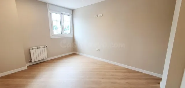 Bajo exterior completamente reformado en Tapia de Casariego | 2 plazas de garaje incluidas — 12